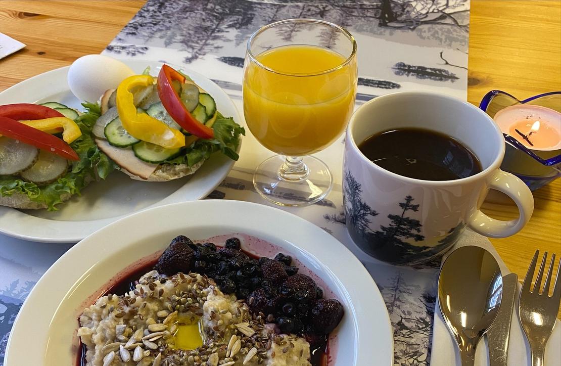 brunssinoutop&ouml;yt&auml;